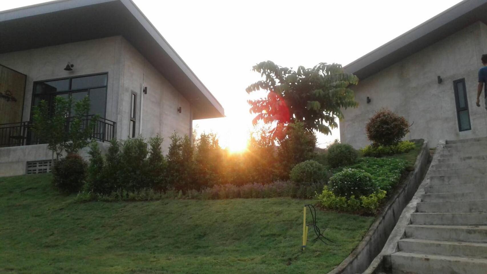 The Sunnery Ville Lom Kao Esterno foto